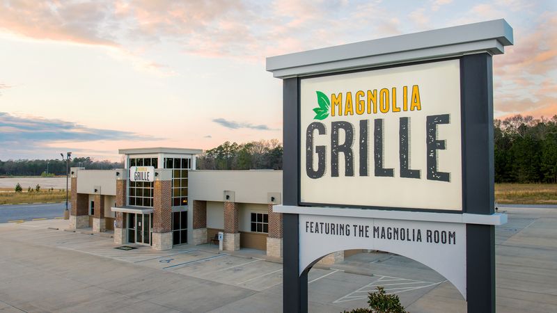 Magnolia Grille - Columbia, Mississippi