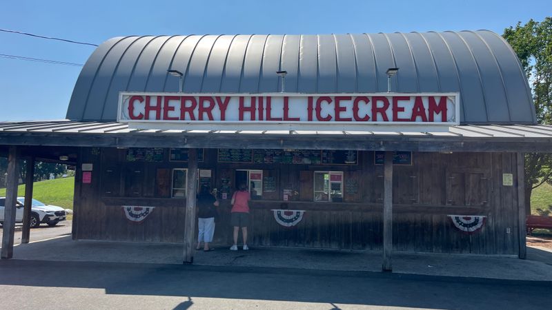 Cherry Hill Ice Cream - Lunenburg, Massachusetts