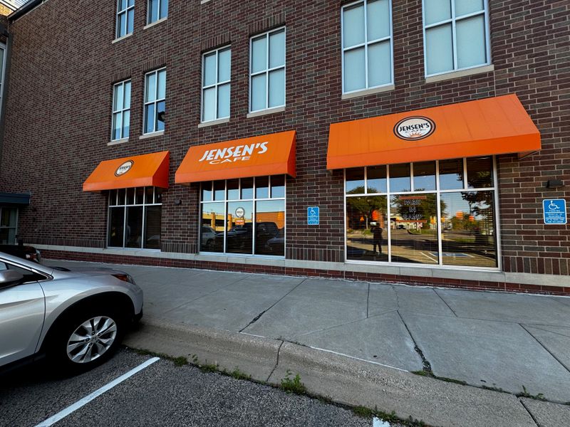 Jensen’s Café – Burnsville, MN