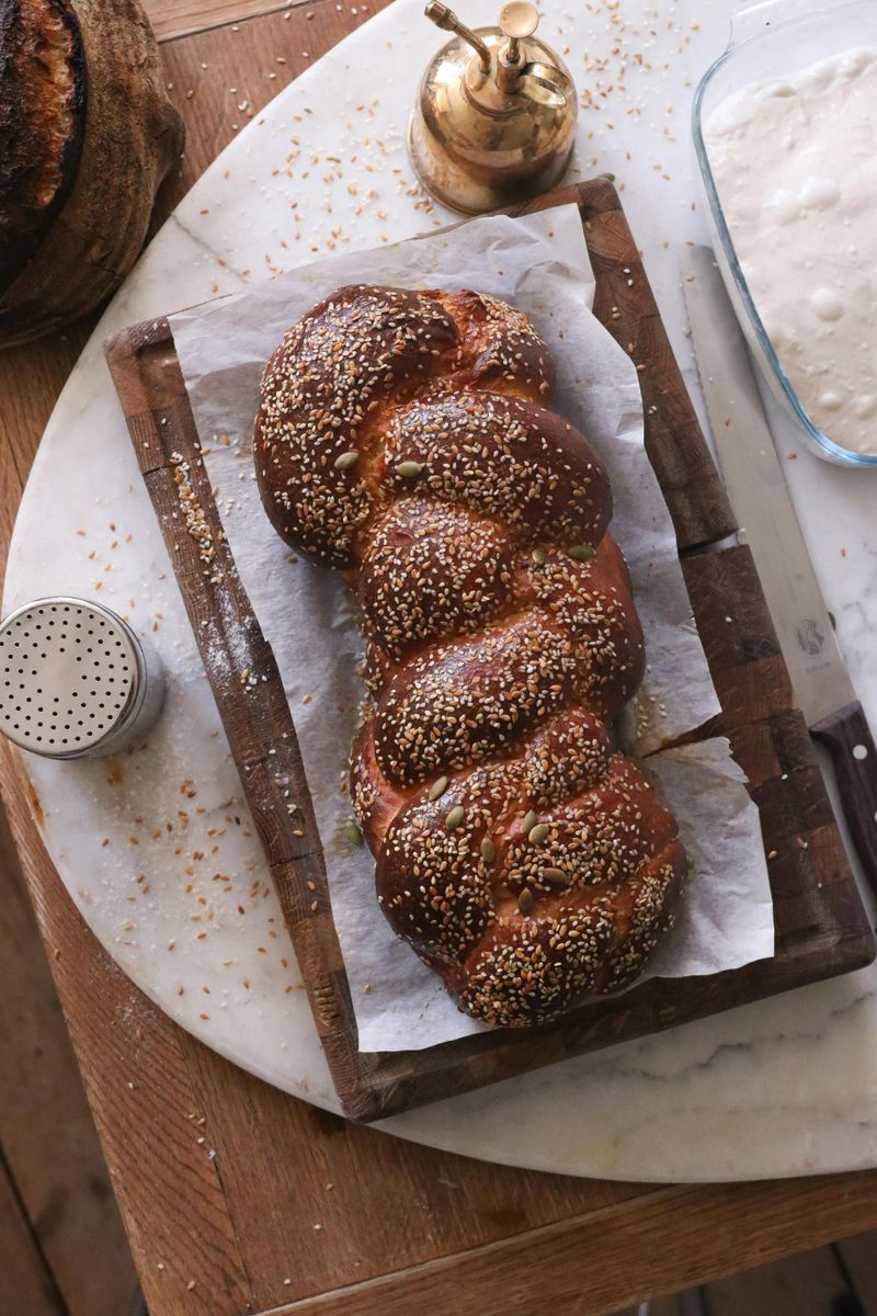 21 Comfort Foods People Miss More Than Actual People 20 Warm bread