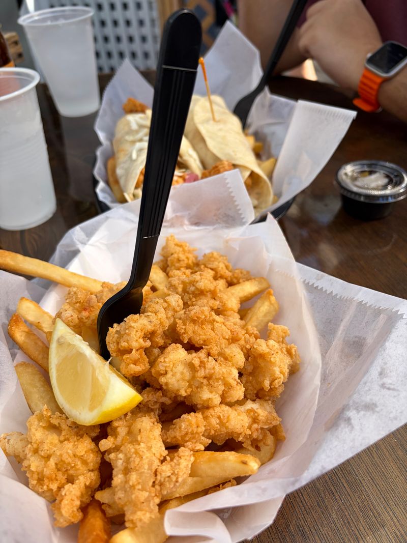 DJ's Clam Shack - Key West, Florida