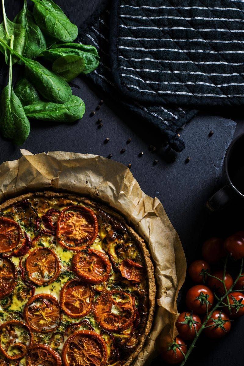 19 Delicious Recipes That Will Instantly Upgrade Your Weekly Menu 9 Tomato and Spinach Quiche