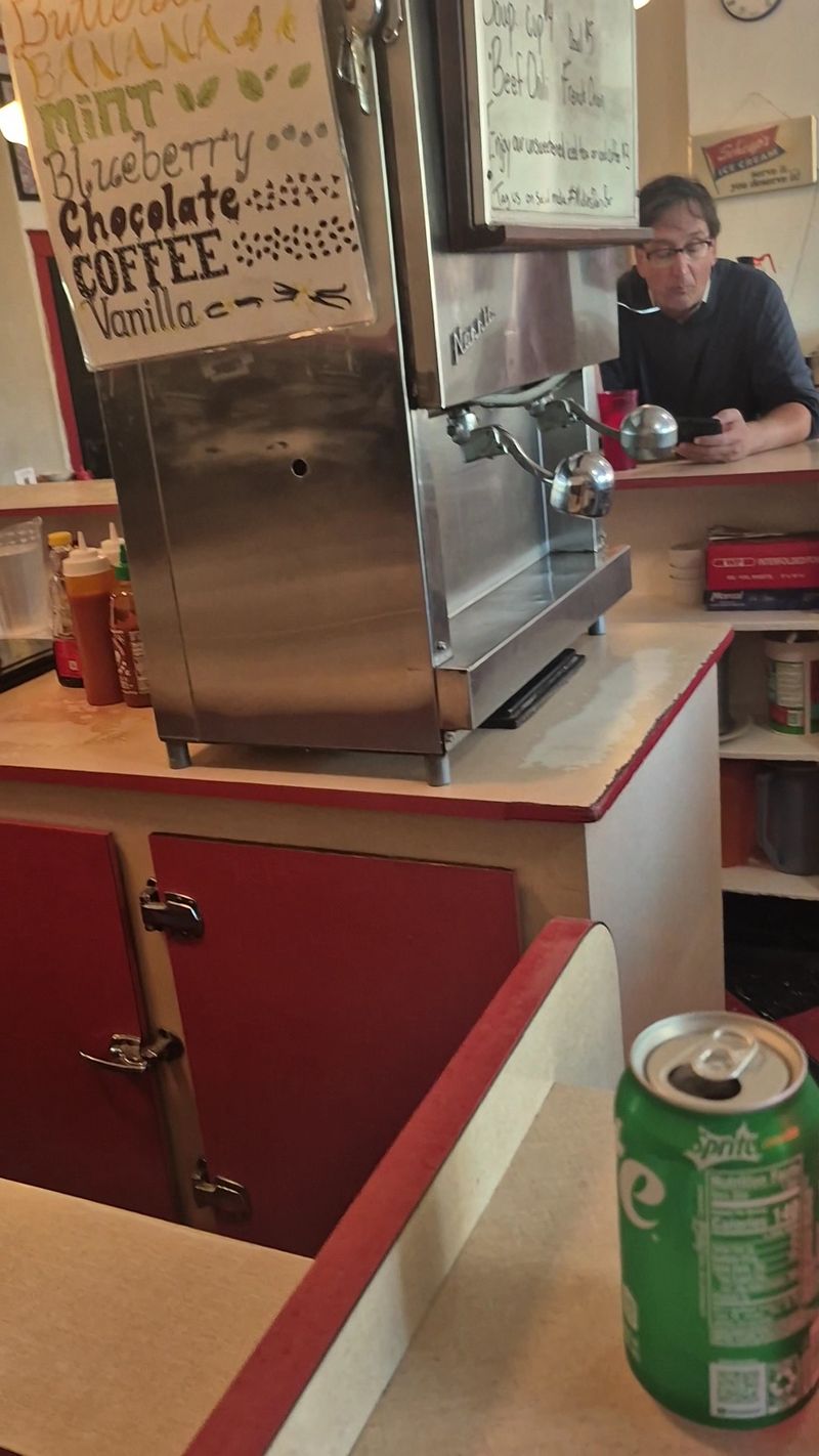 This Wisconsin Game-Day Diner Serves Scramblers And Pancakes So Big Locals Skip Lunch After Breakfast 15 Milkshakes For Breakfast