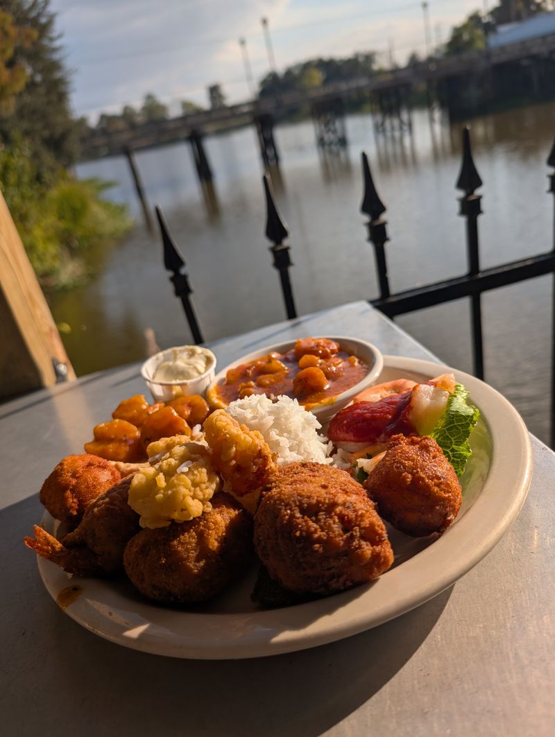 Shrimp Po-boy, Bayou Classic