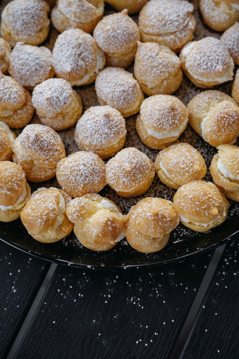 Cream puffs