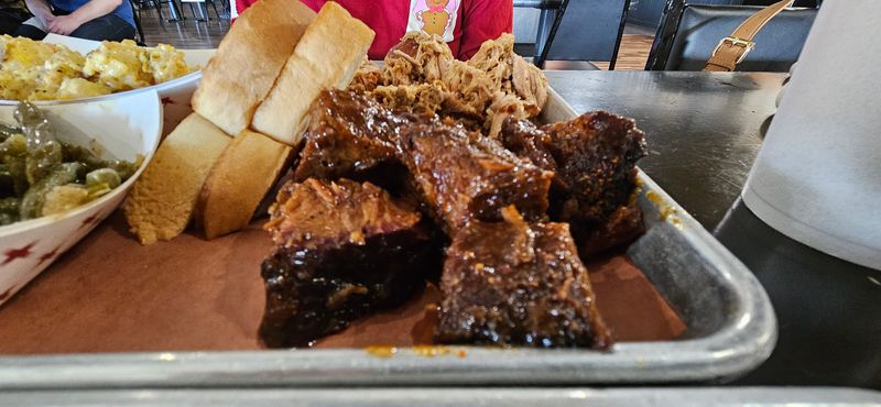 Heavy Smoke BBQ - St Peters, Missouri