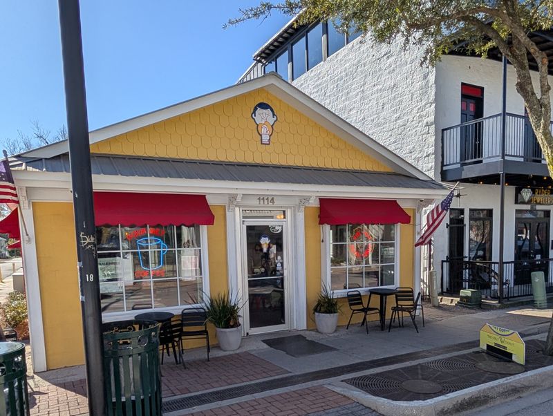 Tato-Nut Donut Shop - Ocean Springs, Mississippi