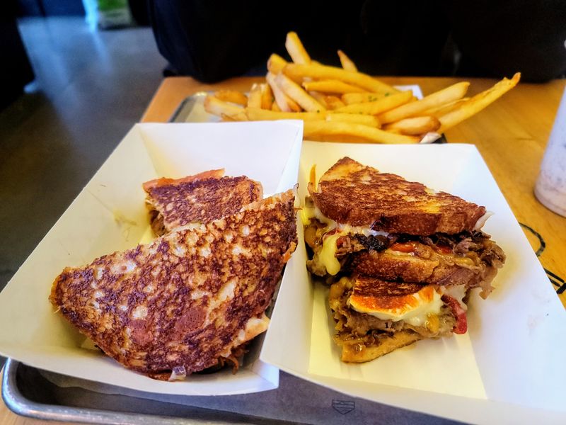 Roxy's Grilled Cheese & Burgers - Central Square, Cambridge - Cambridge, Massachusetts
