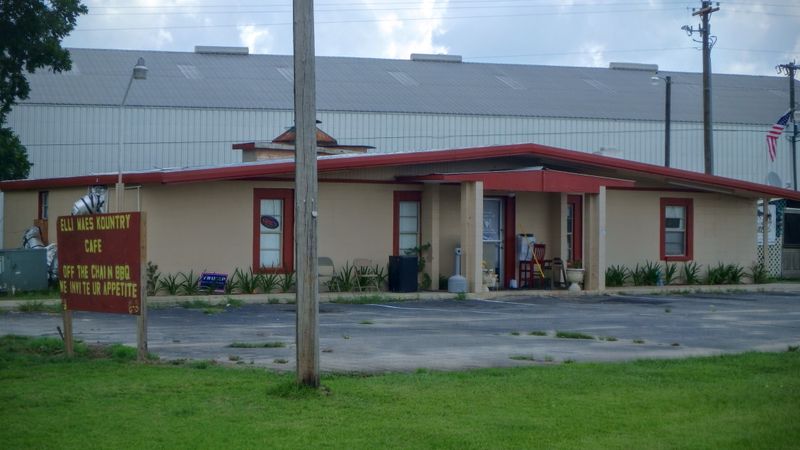 Elli Mae's Kountry Cafe - Moultrie, Georgia