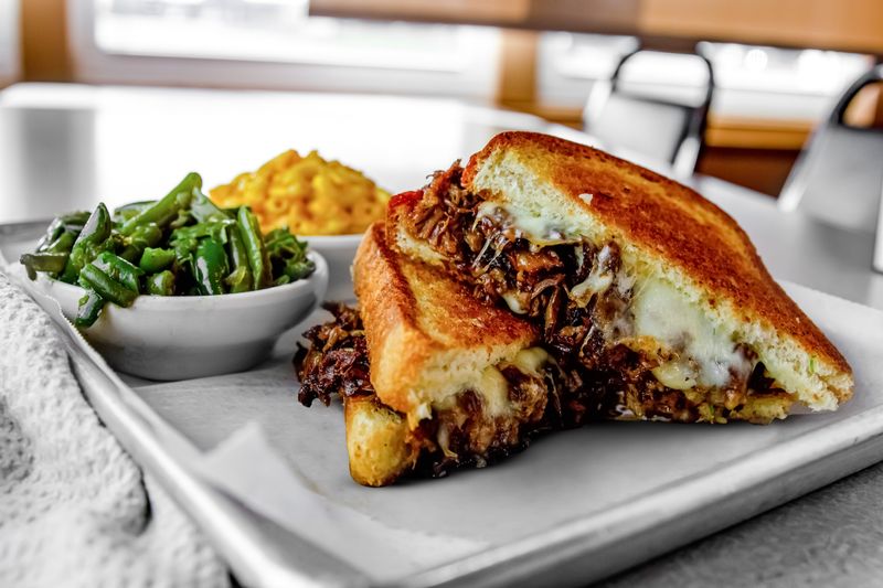 Mac And Cheese, The Cozy Interlude