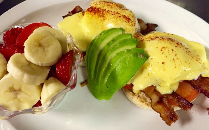 Greek Yogurt Parfait Bowl