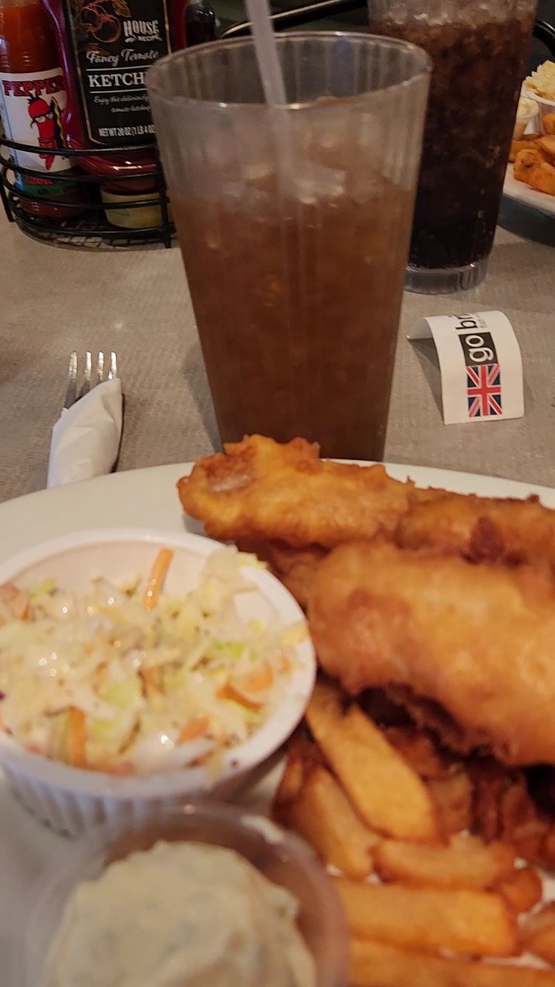 18 Coastal Sandwich Stands Across America Serving Fish Sandwiches Worth the Drive 7 Go Fish! - Rehoboth Beach, Delaware