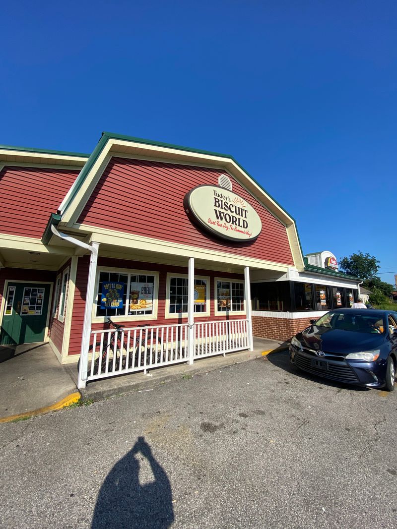 In Every State One Sandwich Shop Rises to the Top on Yelp 53 Tudor's Biscuit World – Charleston, West Virginia