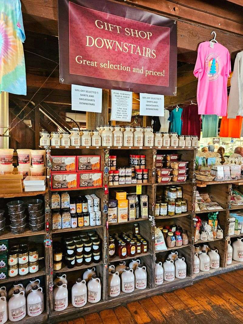 This Vermont Log-Cabin Diner Serves Maple-Glazed Bacon And Fluffy Pancakes That Make Every Morning Feel Like a Ski Weekend Treat 16 Gift Shop Maple Treasures