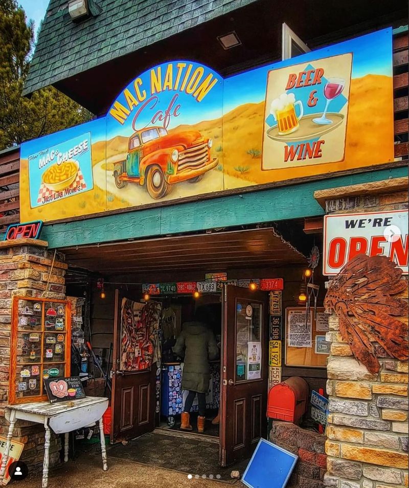 Mac Nation Cafe - Indian Hills, Colorado