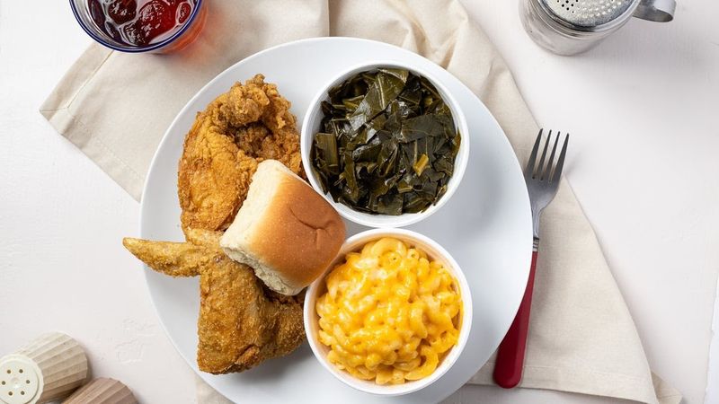 This North Carolina Fried Chicken Shack Serves Plates Locals Call “Sunday-Level Good” 10 Mac and Cheese Side