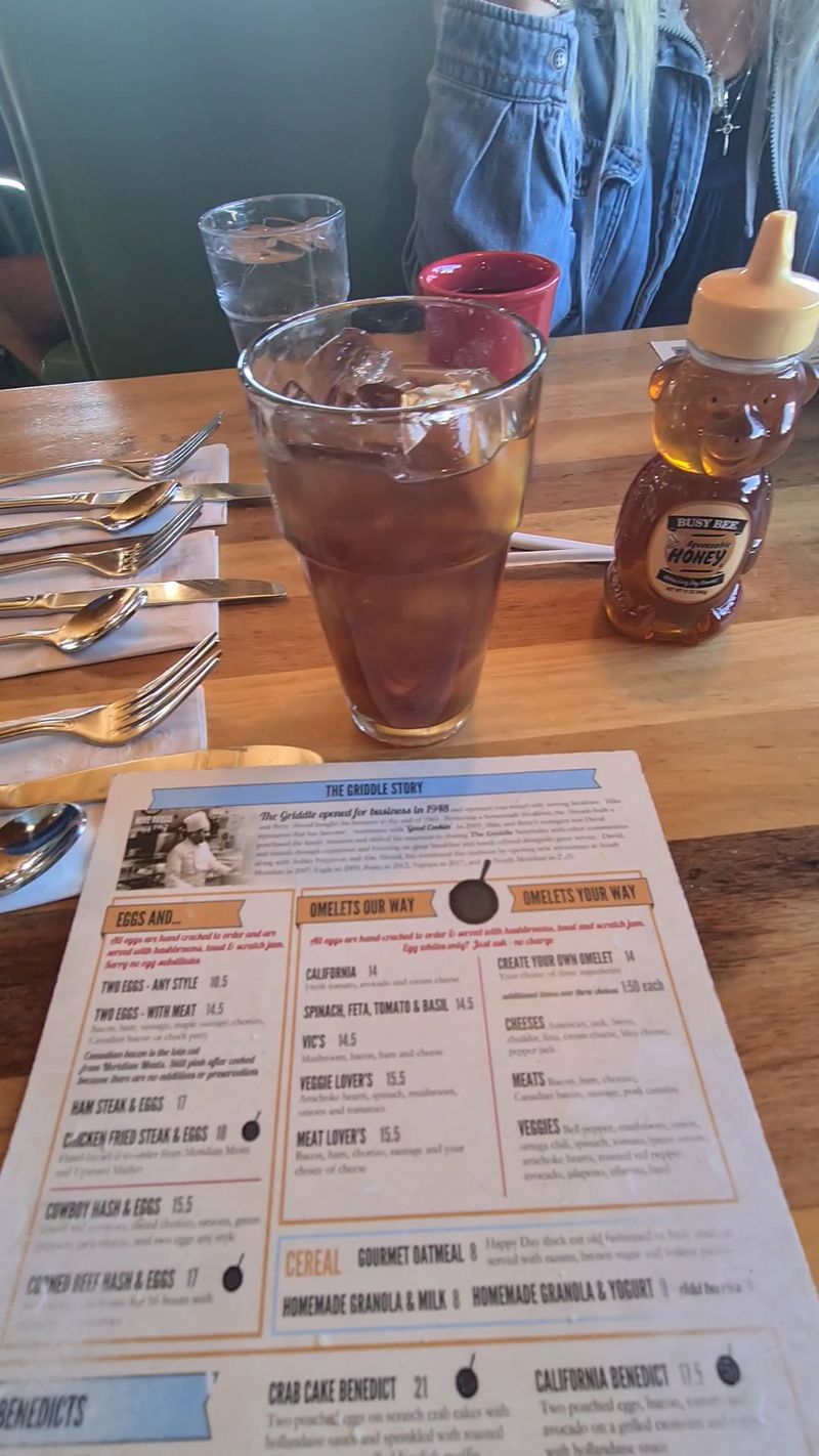 This Nevada High-Desert Breakfast House Serves Pecan-Crusted French Toast Road-Trippers Still Dream About 17 Prices That Make Sense