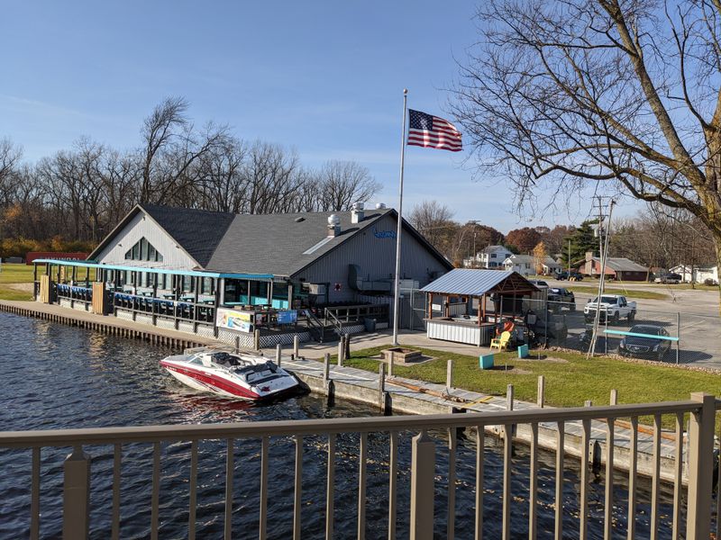 Takeout and Dockside Ease
