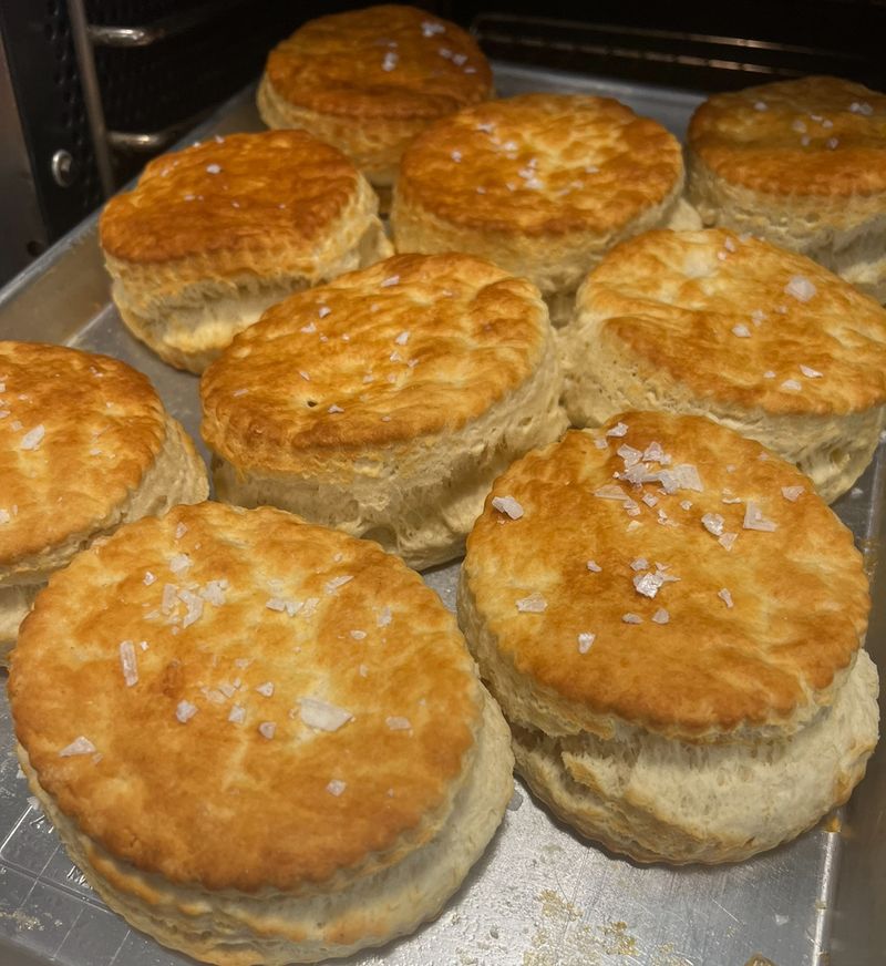 17 Utah Scone Breakfast Spots Where The Honey Butter Turns First-Timers Into Regulars 21 The Biscuit and the Hogg - St. George, Utah