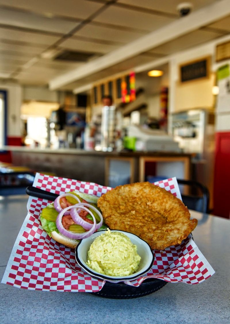 Goldie's Ice Cream Shoppe - Prairie City, Iowa
