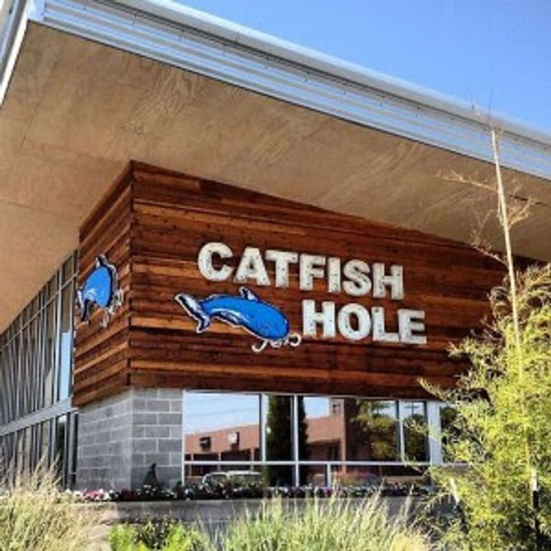 Catfish Hole Alma - Alma, Arkansas
