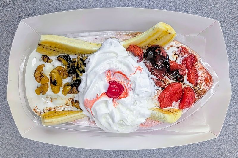 This South Carolina Burger Stand Feels Frozen In Time – And That’s Exactly Why It Works 11 Ice Cream Cones and Sundaes