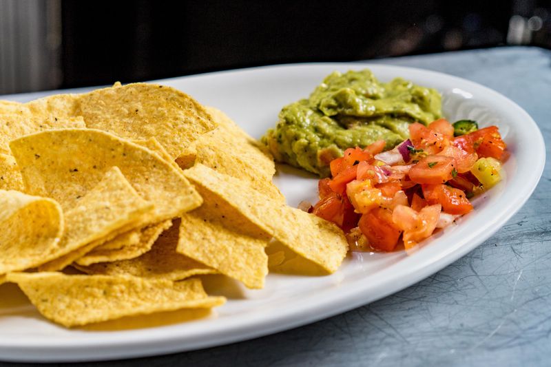 Chipotle - Chips & Guac