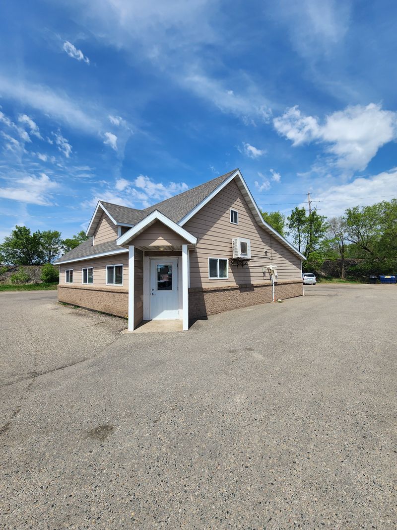 12 Backroad Cafés Around America Where Cold Nights Call for Big Bowls and Even Bigger Biscuits 13 Northwoods Cafe - Alexandria, Minnesota