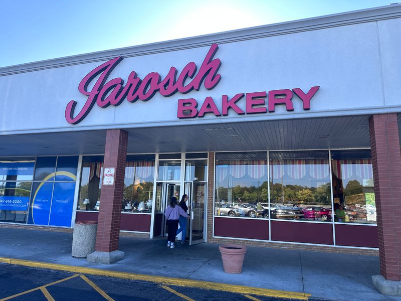 19 Small-Town Coffee-and-Donut Counters Across America That Still Open Before Sunrise 12 Jarosch Bakery - Elk Grove Village, Illinois