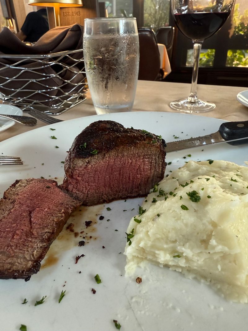 The Del-Bar - Wisconsin Dells, Wisconsin