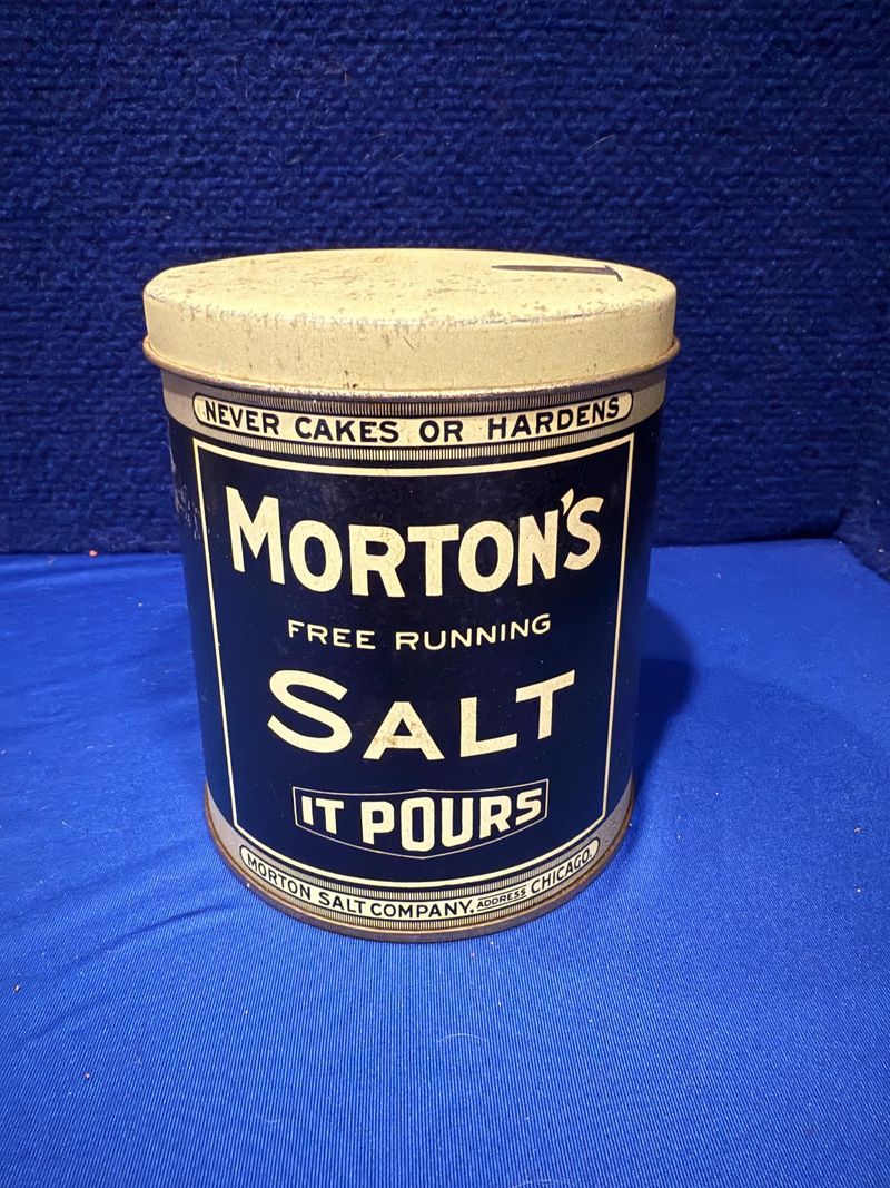 Vintage Grocery Store Brands Boomers Still Search For Whenever They Shop 10 Morton Salt