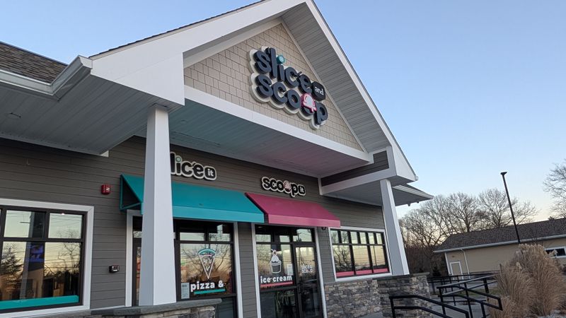 Slice and Scoop Pizza & Ice Cream - Smithfield, Rhode Island