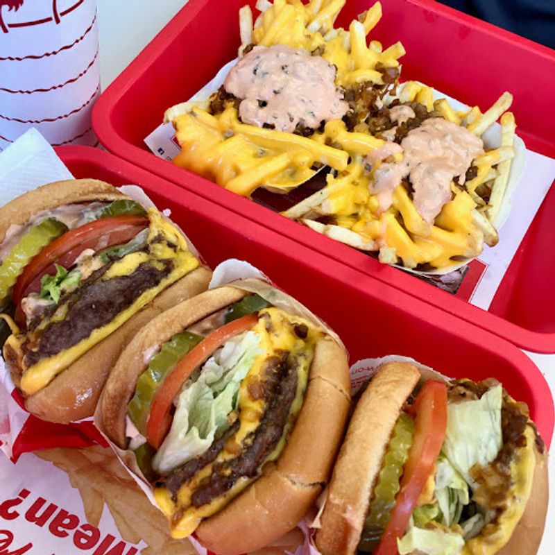 Chefs Say These 19 Chain Restaurants Do the Basics Better Than Most Places 18 In-N-Out Burger - Irvine, California