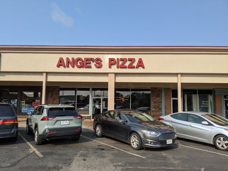 9 Ohio Pizza Parlors Where One Folded Slice Still Feels Like Childhood 13 Ange's Pizza - Columbus, Ohio