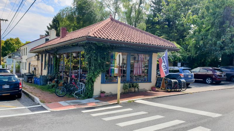 Blue Moon Cafe - Shepherdstown, West Virginia