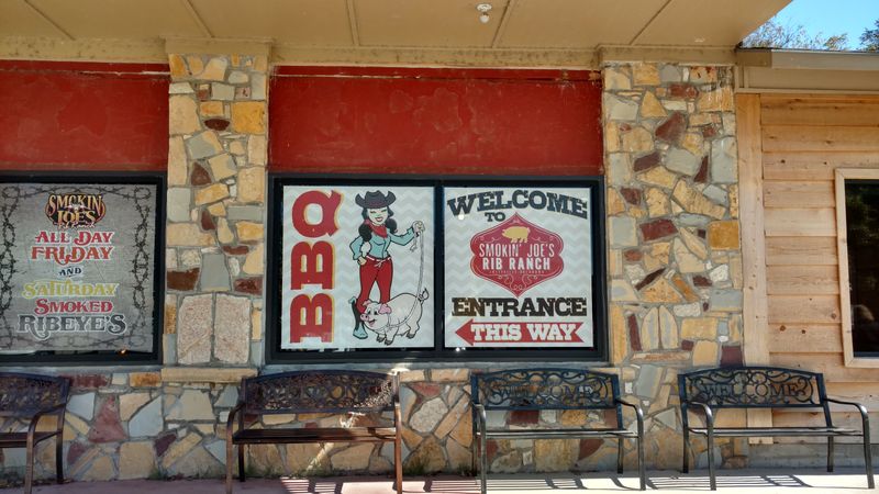 11 Oklahoma Burnt-End Counters Where The Bark And Smoke Speak For Themselves 14 Smoking Joe’s Rib Ranch – Davis, OK