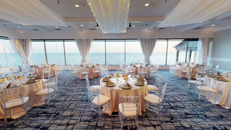 Rusty Pelican – Tampa, FL