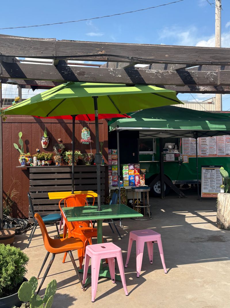 7 Oklahoma Trucks Serving Fry Bread Tacos Worth Every Detour 11 Don Pibil Grill – Stillwater, OK