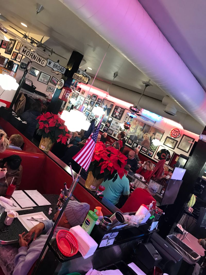 15 Ohio Small Town Diners Where The Breakfast Rush Feels Like A Daily Tradition 15 Tommy's Diner - Columbus, Ohio