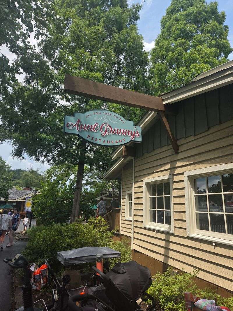 Aunt Granny's Restaurant - Pigeon Forge, Tennessee