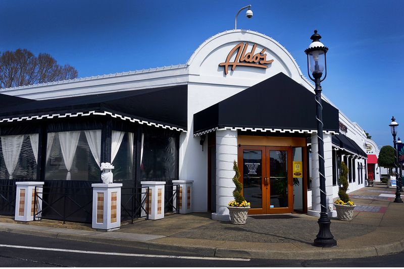 10 Family-Owned Italian Spots In Virginia That Could Pass For A Sunday At Nonna’s 10 Aldo’s Ristorante