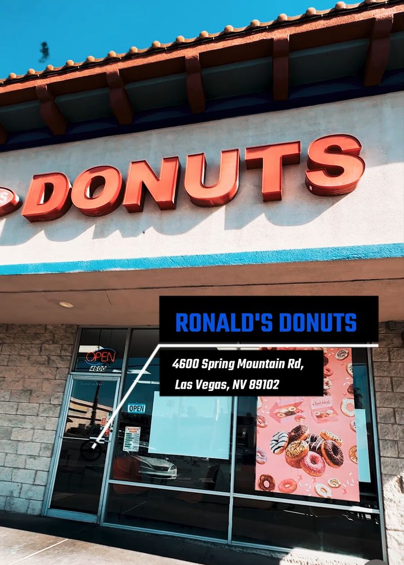 Ronald's Donuts - Las Vegas, Nevada