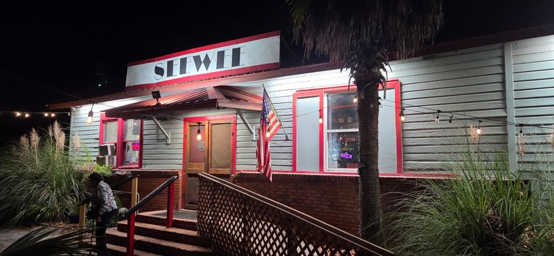 See Wee Restaurant- Awendaw, South Carolina