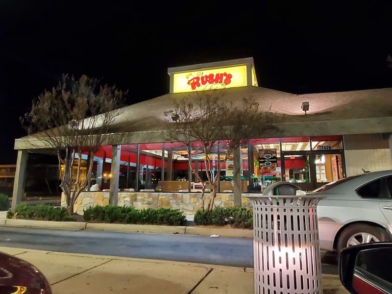 This South Carolina Burger Stand Feels Frozen In Time – And That’s Exactly Why It Works 17 Why It Feels Frozen In Time