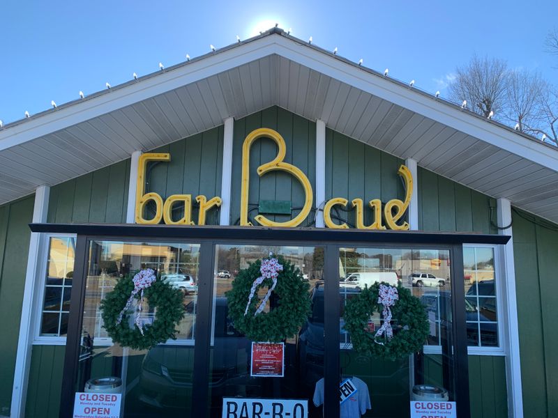 Red Bridges Barbecue Lodge - Shelby, North Carolina