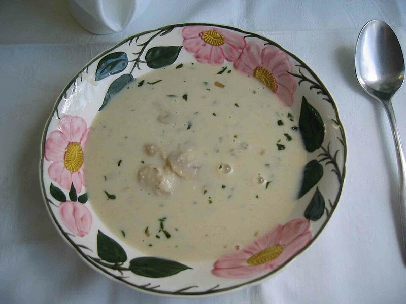 Cream of mushroom soup (house-made style)
