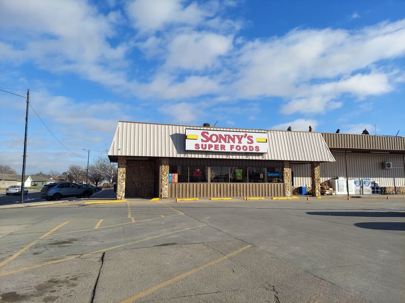 Sonny’s Super Foods - Cozad, Nebraska
