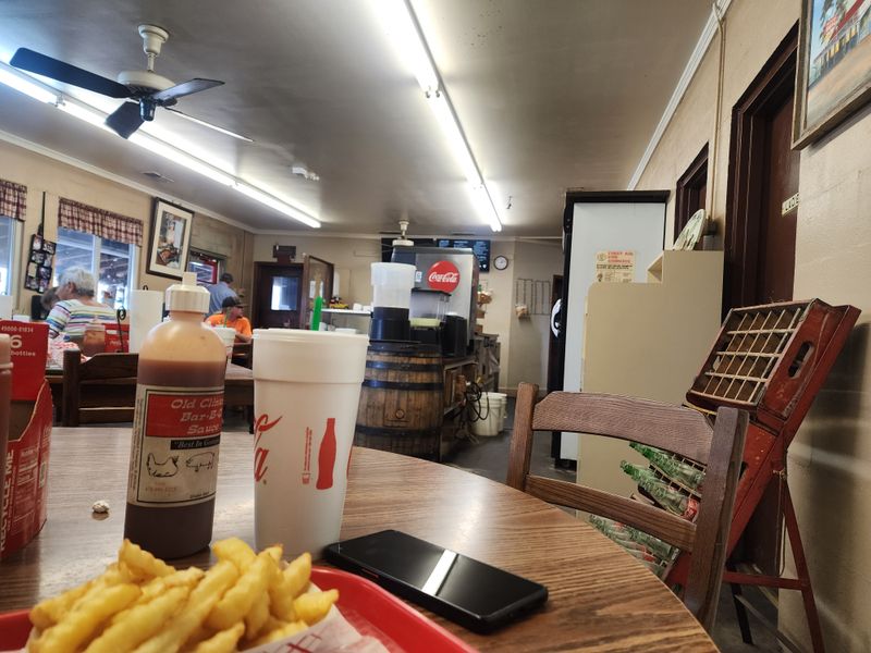 Cozy, No-Frills Vibe