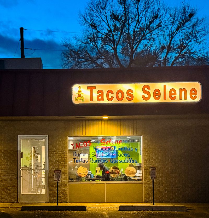 14 Colorado Green-Chile Kitchens Where Locals Swear The Heat Is Just Right 16 Tacos Selene Aurora - Aurora, Colorado