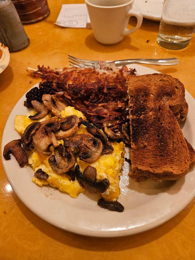 Al's Breakfast - Minneapolis, Minnesota